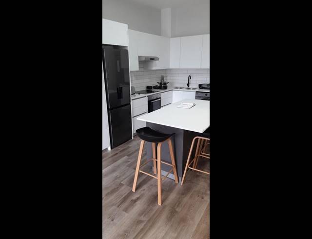 2 BEDROOM PROPERTY TO RENT IN BLOUBERG BEACHFRONT